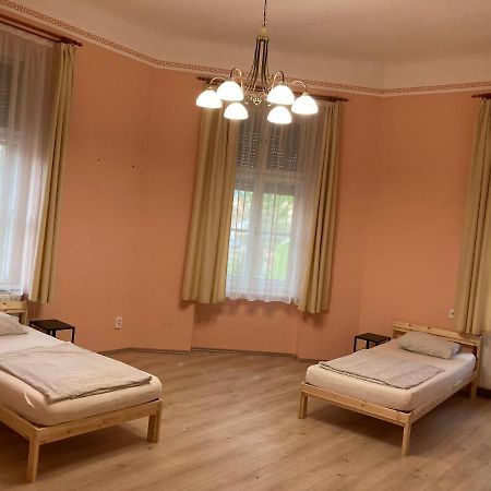 Gogol24 Szeged Exterior foto